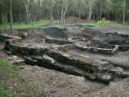 Частично разкритата църква при Бургаските минерални бани