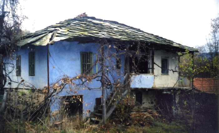 Стара правешка къща