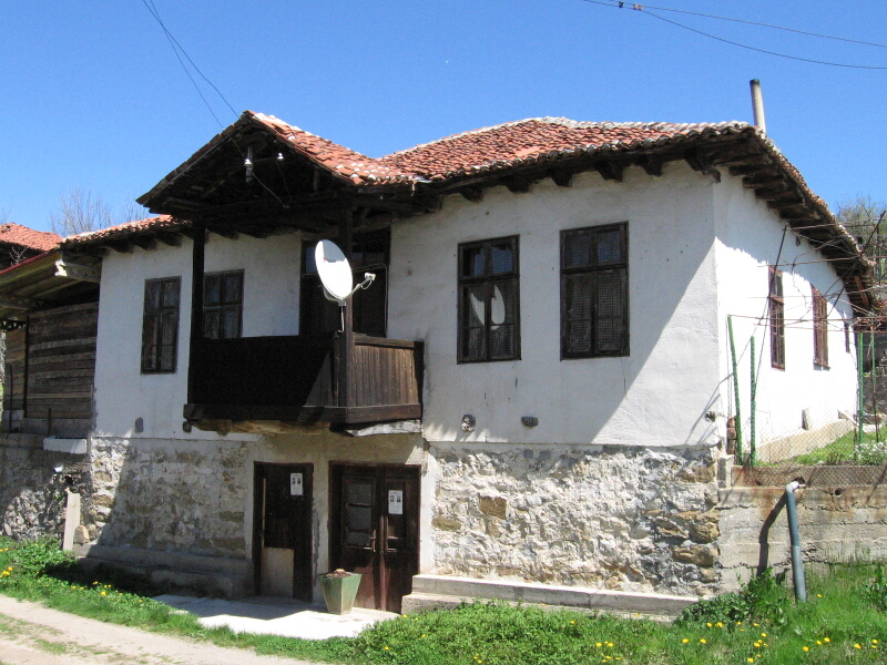 Стара шатровска къща