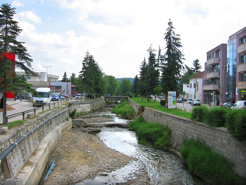Река Луда Яна при Панагюрище