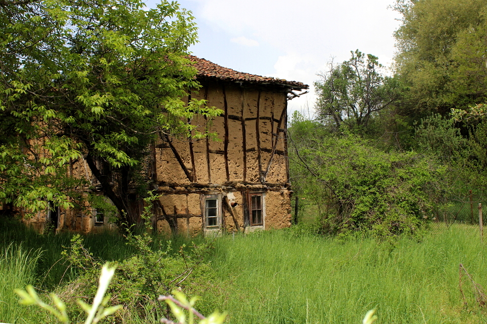 Стара къща в махала Клисурата